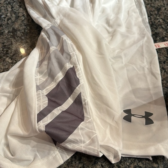 Under armour men’s 11” basketball shorts NWT S - Picture 8 of 8